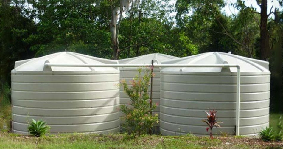 مخزن آب برای باغ